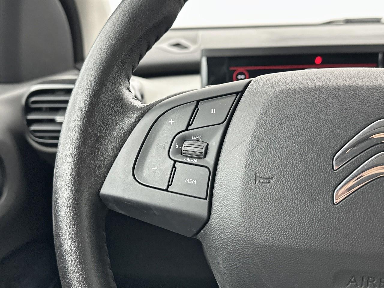 Citroën C4 Cactus puretech 130 s&s eat6 shine — photo 18