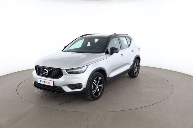 Volvo XC40 2.0 D3 AdBlue R-Design Geartronic 8