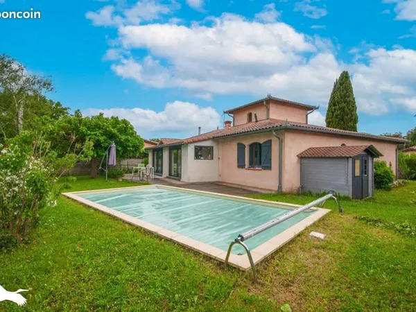 Pavillon 5 pièces 186 m²