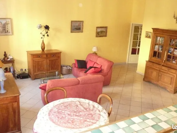 AJACCIO Centre Ville,GRAND 3P Meublé, 90M², quartier Palais de Justice