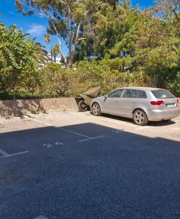 Place de parking hyeres