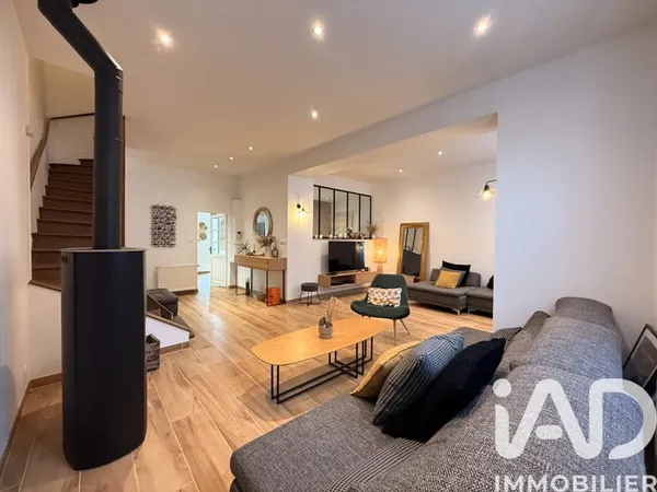 Maison 7 pièces 194 m²