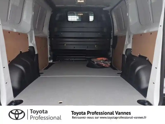 Toyota Proace medium electric 136ch 75kwh start mc24 — photo 12