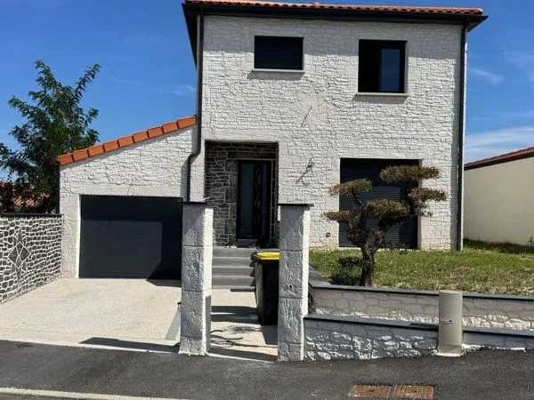Maison le cendre neuf