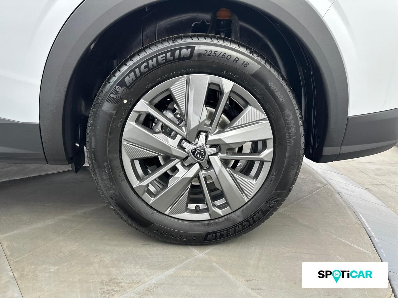 Peugeot 5008 hybrid 145ch allure e-dcs6 — photo 11