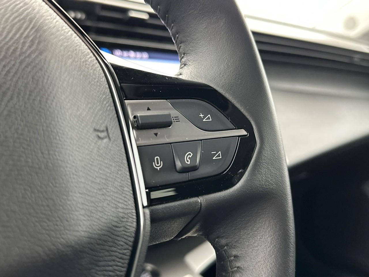 Peugeot 308 bluehdi 130ch s&s eat8 allure — photo 19
