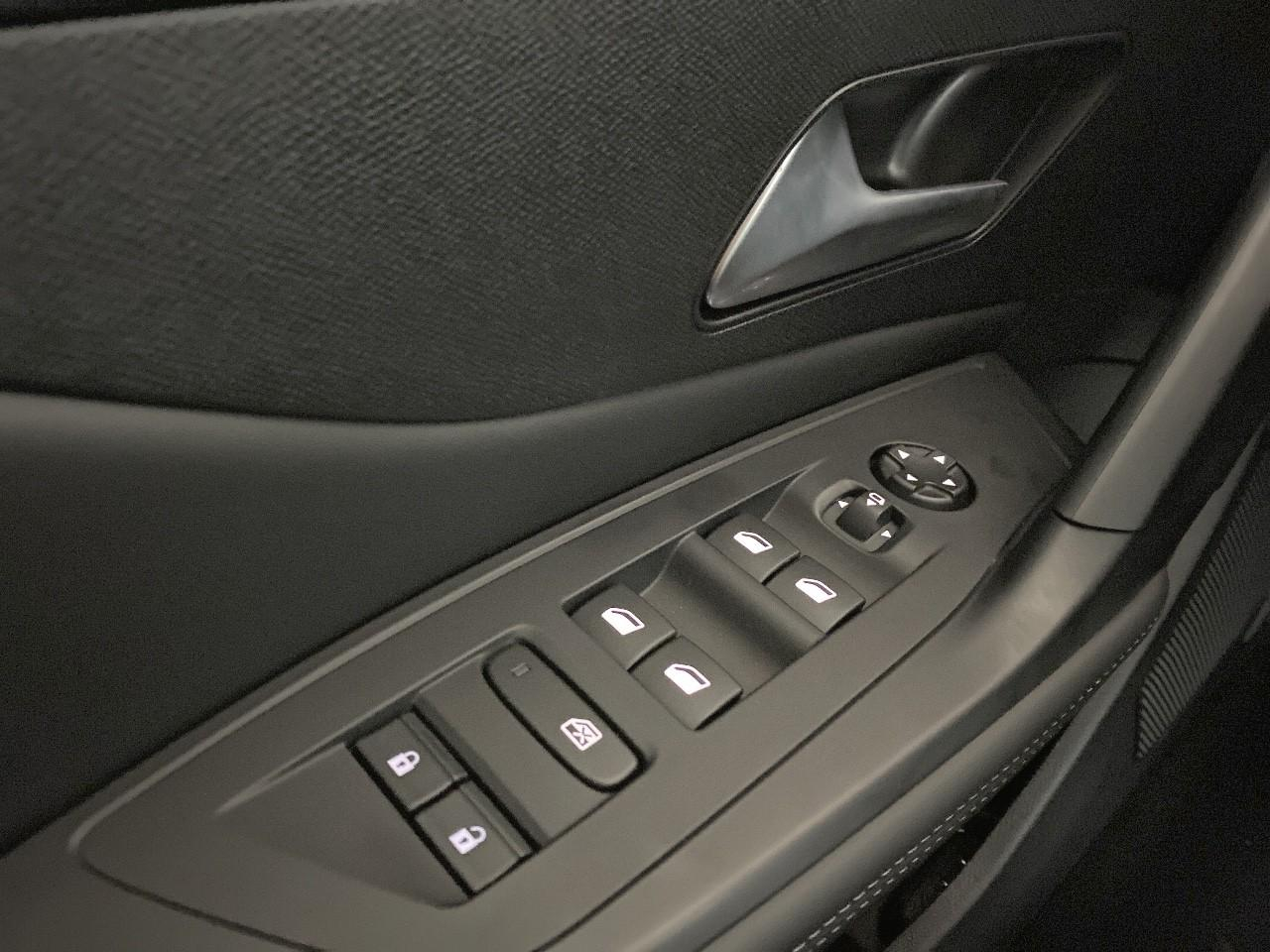 Peugeot 308 hybrid 145 e-dcs6 allure — photo 20