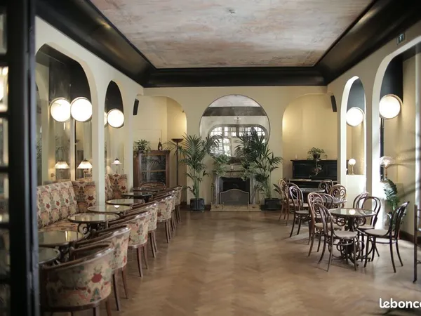 Restaurant 130 m² PARIS
