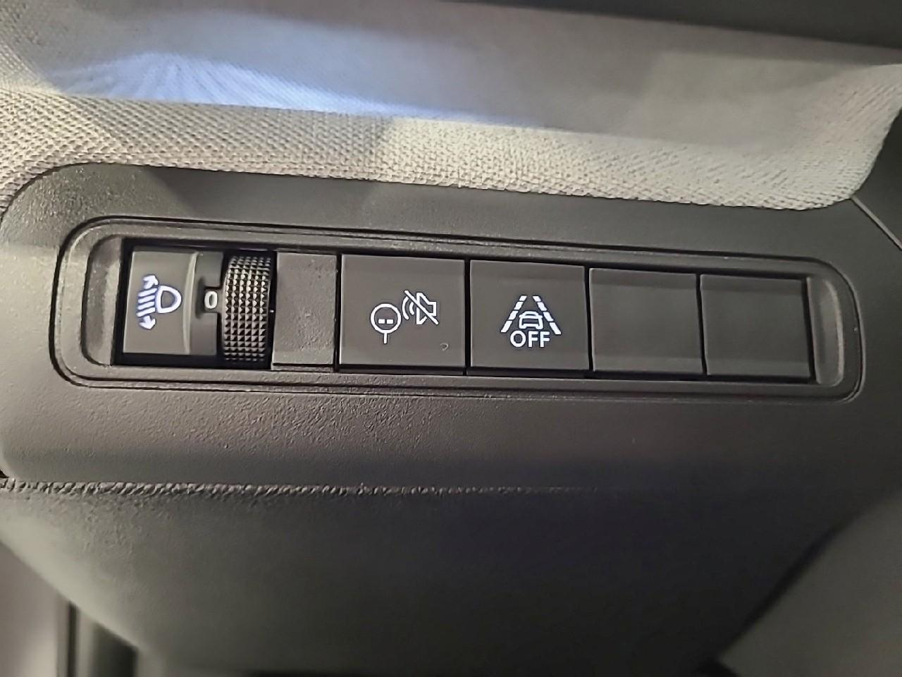 Citroën C3 Aircross hybride 145 ch aut plus — photo 20