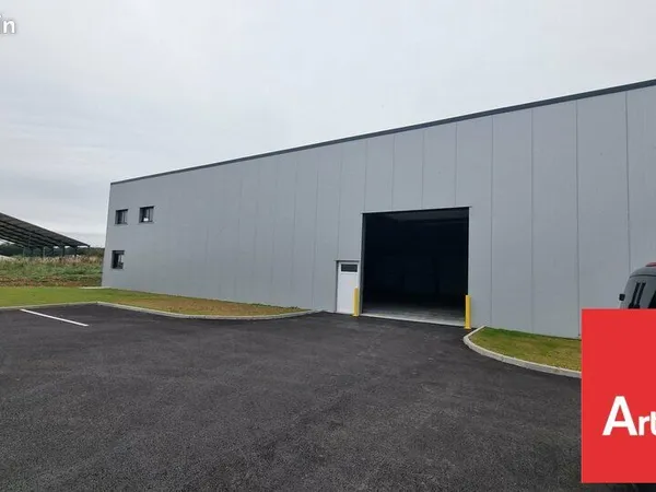 LOCAL D'ACTIVITE 672 m² CHAUVIGNY