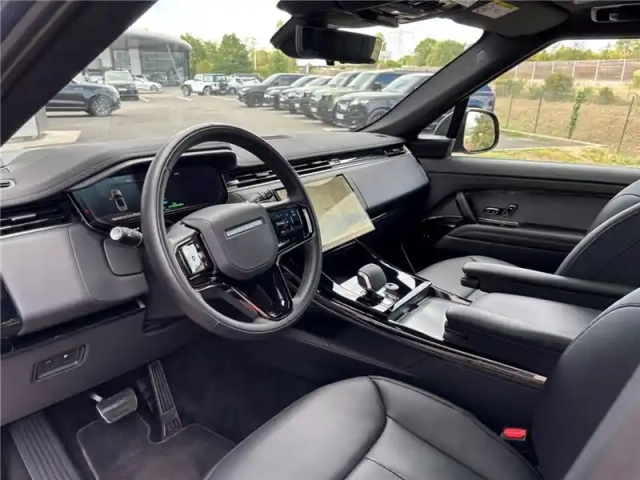 Land Rover Range Rover p460e awd 3.0l i6 phev — photo 23