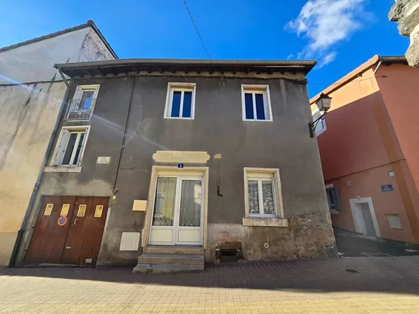 Maison ou immeuble a renover