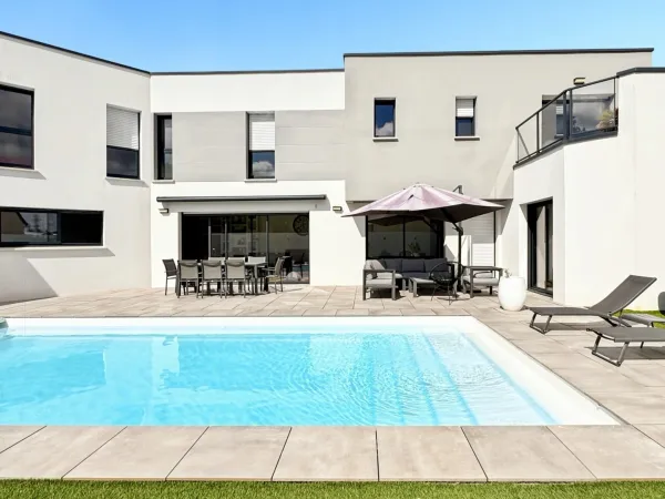 Maison 9 pièces 223 m²