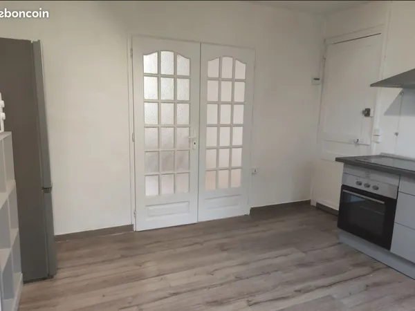 F2 33 m2 Croisé Laroche, Marcq-en-Baroeul (proximité Lille)