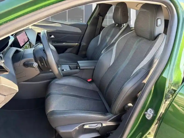 Peugeot 308 puretech 130ch s&amp;s eat8 — photo 14