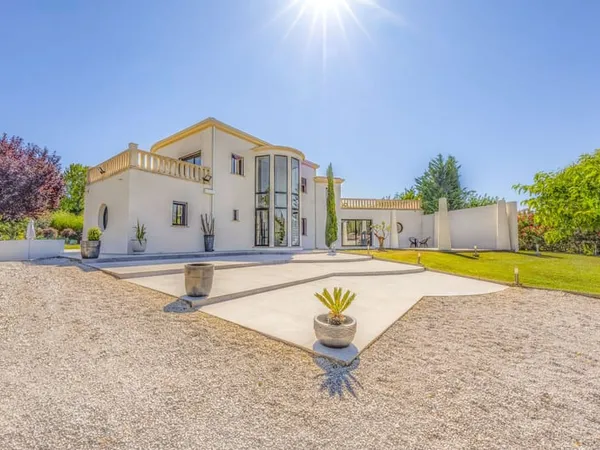 Maison d'architecte Luynes Proche IBS