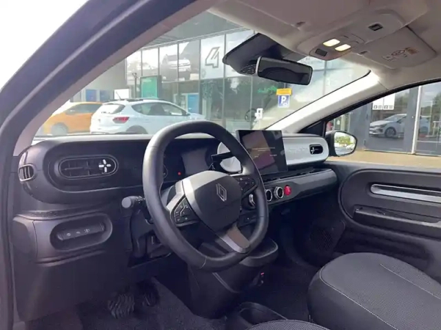 Renault Twingo e-tech electrique 80 ch autonomie urbaine — photo 10