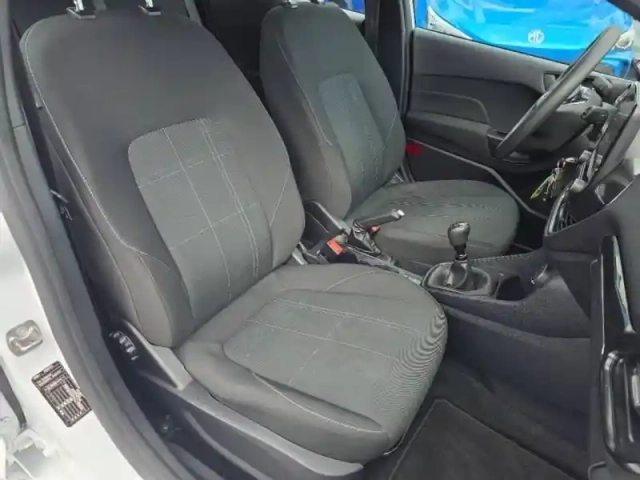 Ford Fiesta 1.0 ecoboost 95ch connect business nav 5p — photo 10