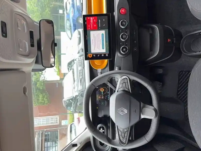 Renault Twingo e-tech electrique 80 ch autonomie urbaine — photo 10