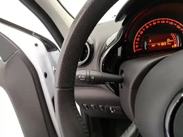 Renault Twingo iii sce 65 — photo 28