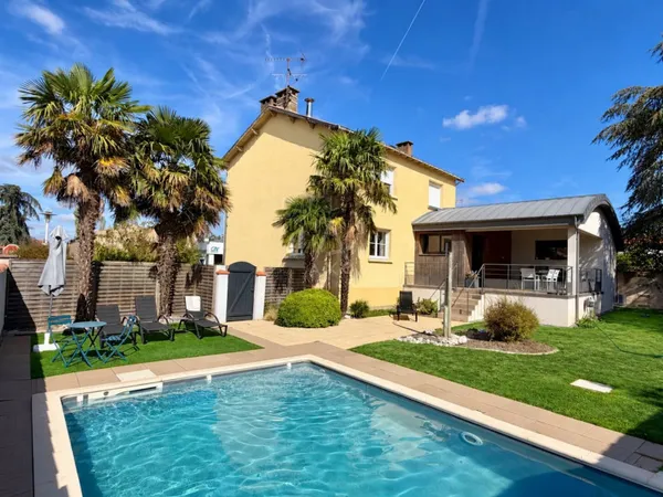 Maison 7 pièces 160 m²