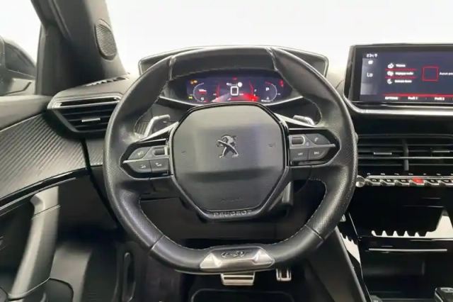 Peugeot 2008 puretech 130 s&amp;s eat8 — photo 92