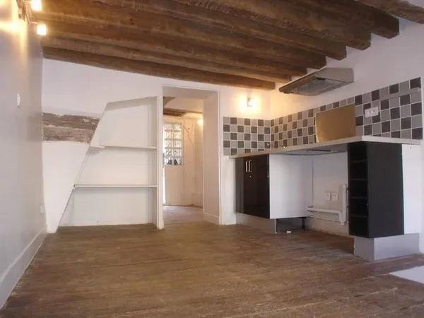 Studio 1 pièce 28 m²