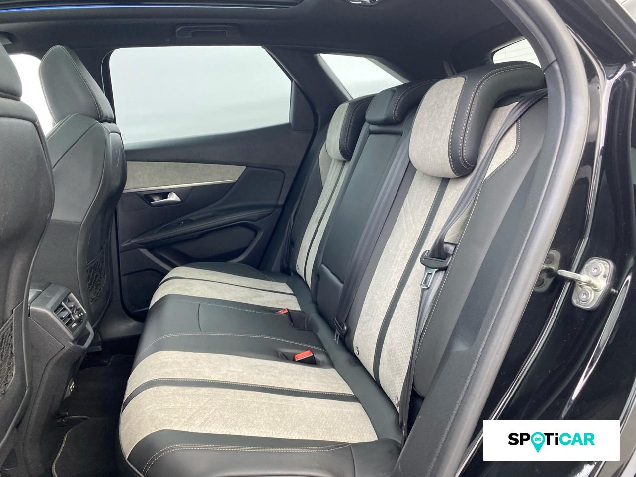 Peugeot 3008 hybrid4 300ch gt e-eat8 — photo 10
