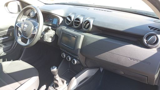 Dacia Duster 1.5 BLUE DCI 115.0 - Prestige – 2019 – 79274 km – Diesel – Boîte Manuelle — photo 30
