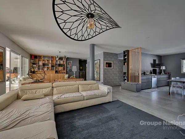 Contemporaine haut de gamme, studio & bord de garrigue