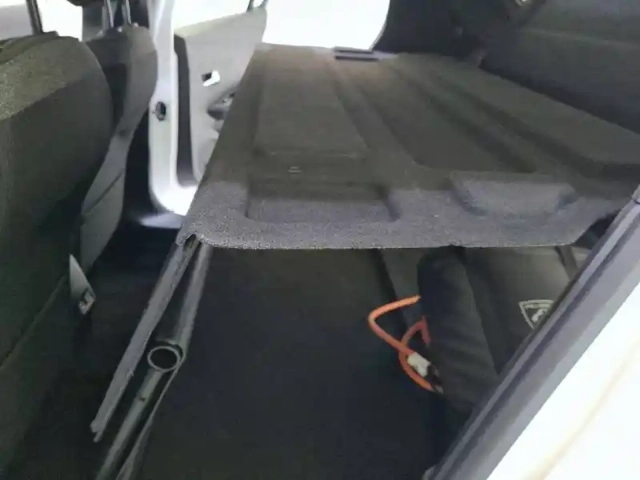 Peugeot 208 electrique 50 kwh 136 — photo 12