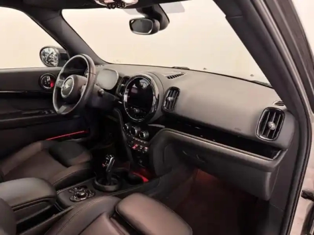 Mini Countryman cooper 136ch  highlands bva7 — photo 4