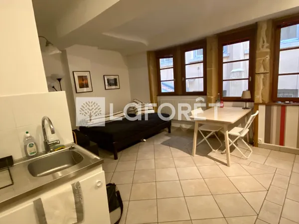 Studio 1 pièce 22 m²