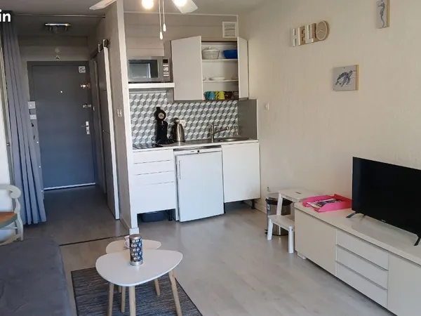 Studio a l'annee