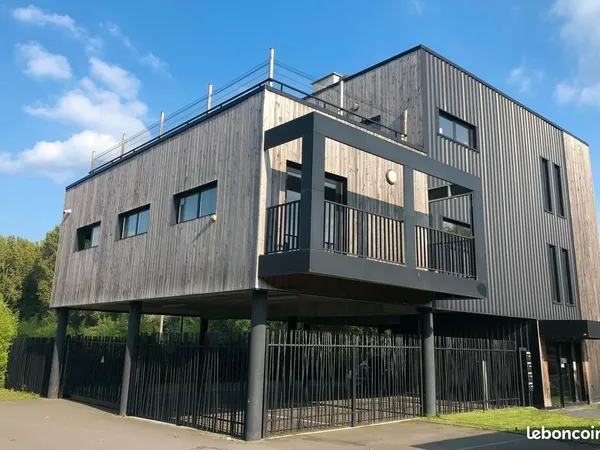 Bureaux 150 m² BONDUES