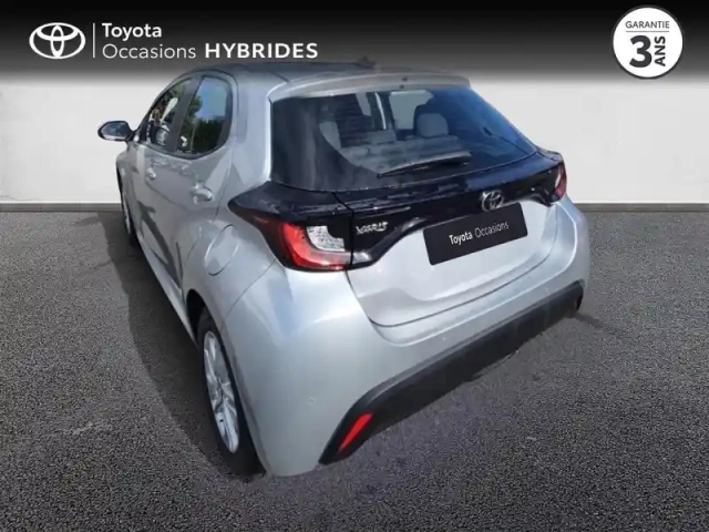 Toyota Yaris 120 vvt-i dynamic business 5p mc24 — photo 2