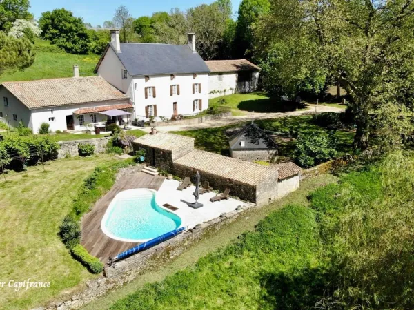 Propriété 7 pièces 305 m²