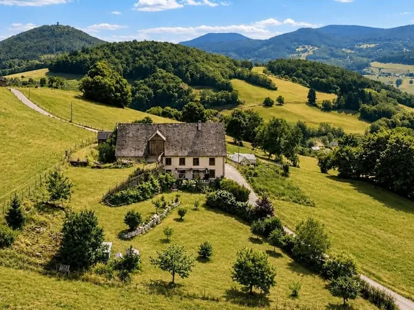 Maison 6 pièces 210 m²