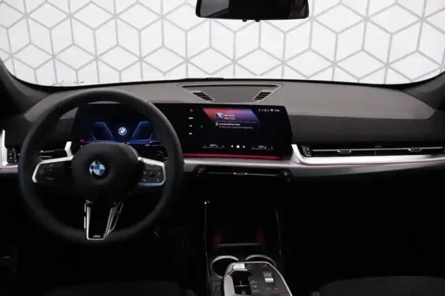 Bmw X1 xdrive 25e 245ch dkg7 — photo 8