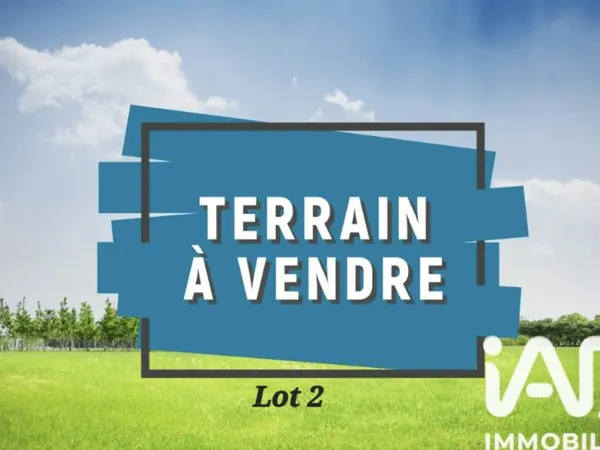 Terrain 921 m²