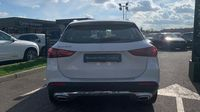 Mercedes Gla 200 163ch Progressive Line 7G-DCT — photo 6