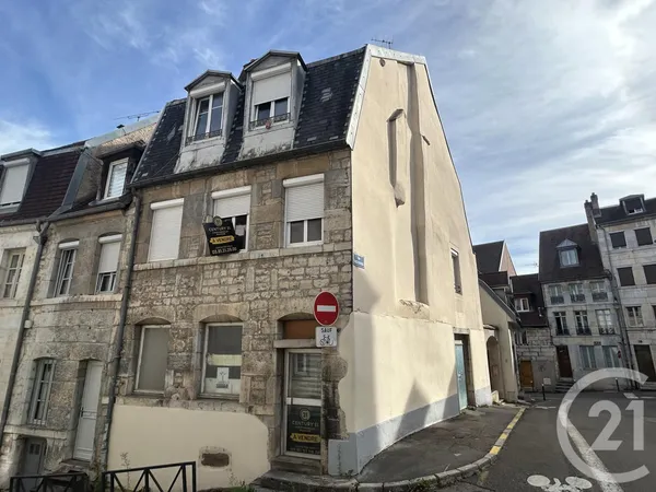 Immeuble 148 m²