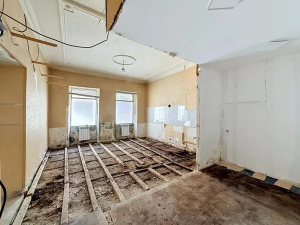 Local 1 pièce 28 m²