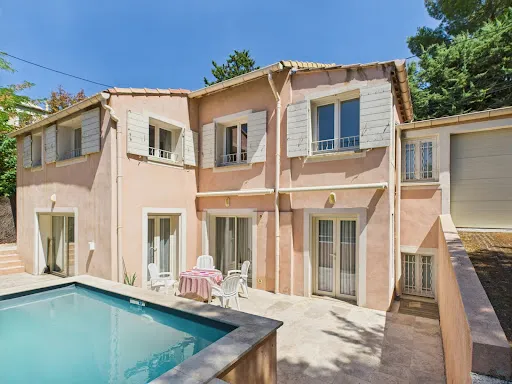 Maison 5 pièces 148 m²