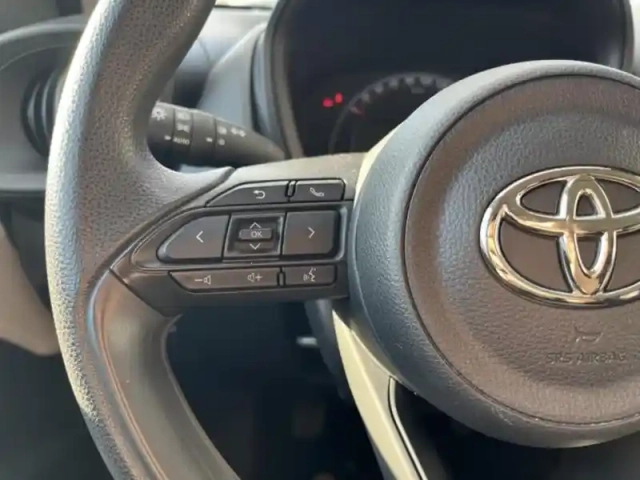 Toyota Aygo X 1.0 vvt-i 72ch active business — photo 8