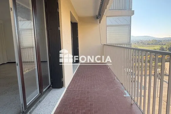 Appartement 4 pièces 83 m²