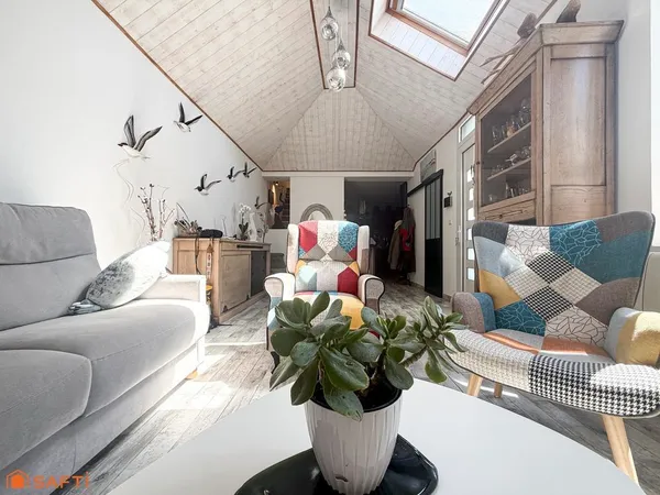 Le Crotoy  Maison rénovée avec vie de plain-pied, 3 chambres, cour, proche plage