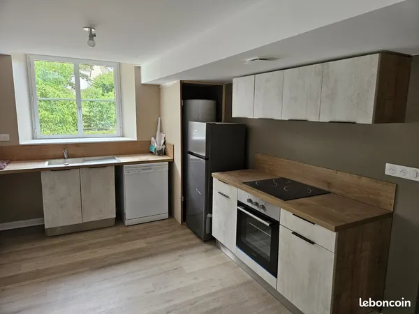 Appartement au centre de Saint Satur