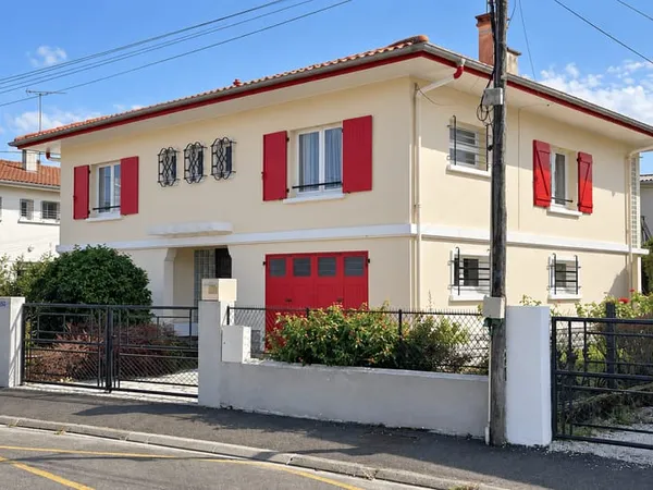 Maison 7 pièces 150 m²