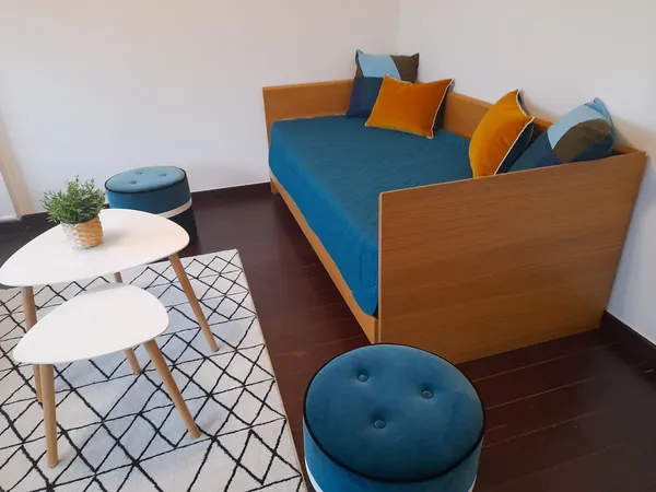 Loue studio lumineux 33m2 à Neuilly-sur-Seine / métro Pont de Neuilly - disponible immédiatement